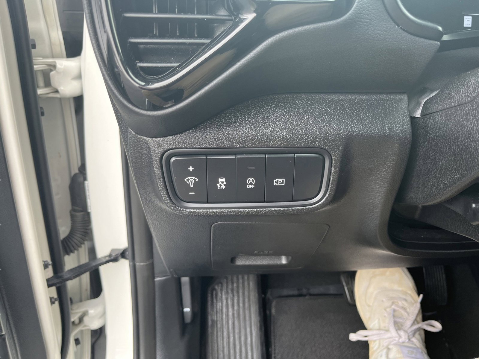 Used 2023 Kia Soul S FWD image 16