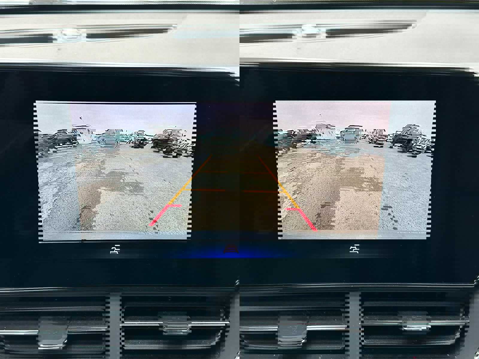 Certified 2024 Chevrolet Trax RS w/ Driver Confidence Package image 28