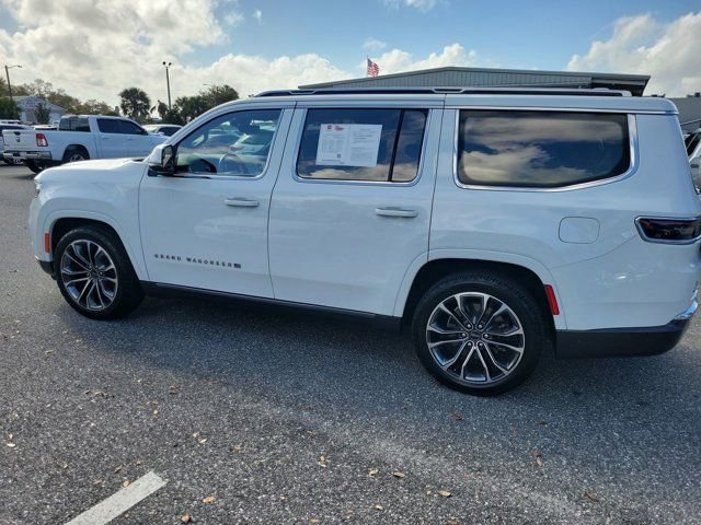 Used 2022 Jeep Grand Wagoneer Series III w/ Flexible Seating Group image 13