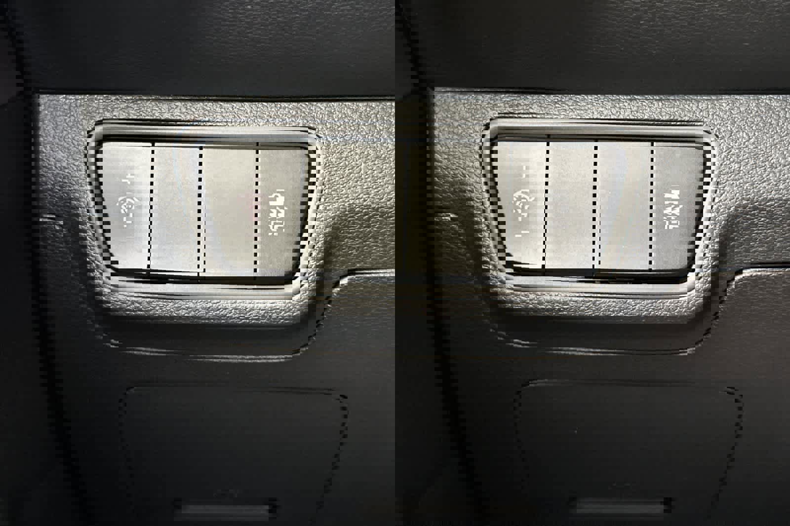 Used 2024 Kia Forte LXS image 27