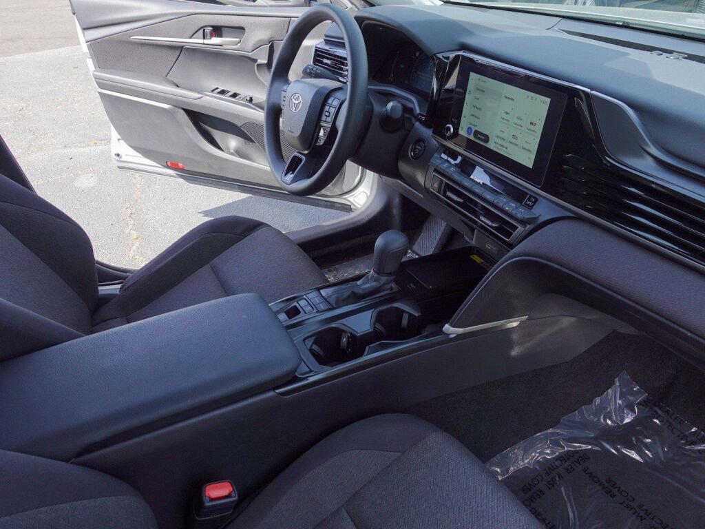 Certified 2025 Toyota Camry LE image 15