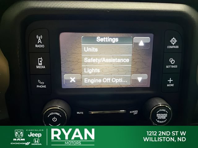 Used 2021 Jeep Gladiator Sport w/ Trailer Tow Package AWD/4WD image 20
