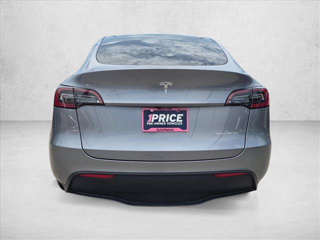 Used 2024 Tesla Model Y Long Range AWD/4WD image 7