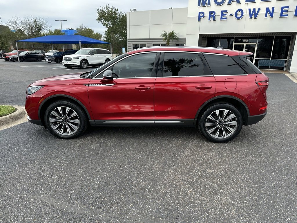Used 2022 Lincoln Corsair Reserve image 3
