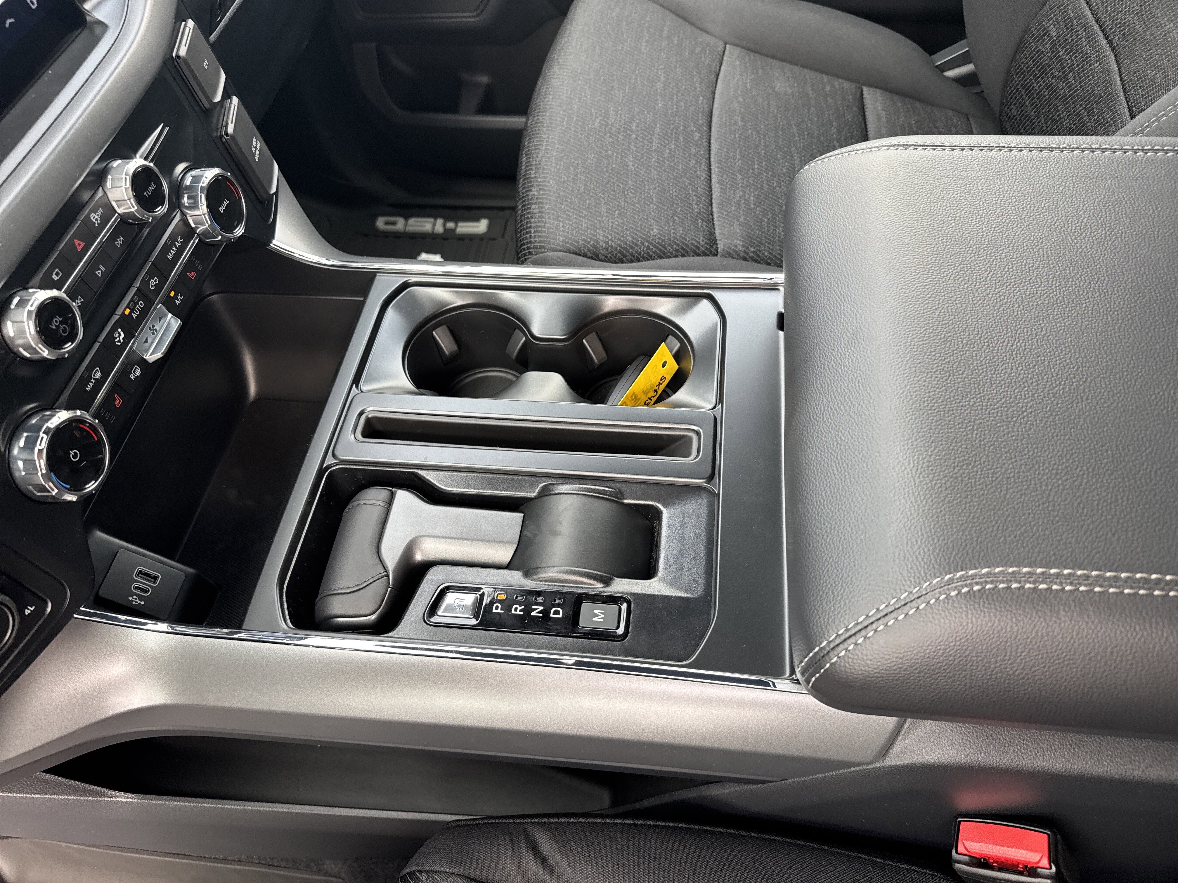 New 2025 Ford F150 XLT image 39