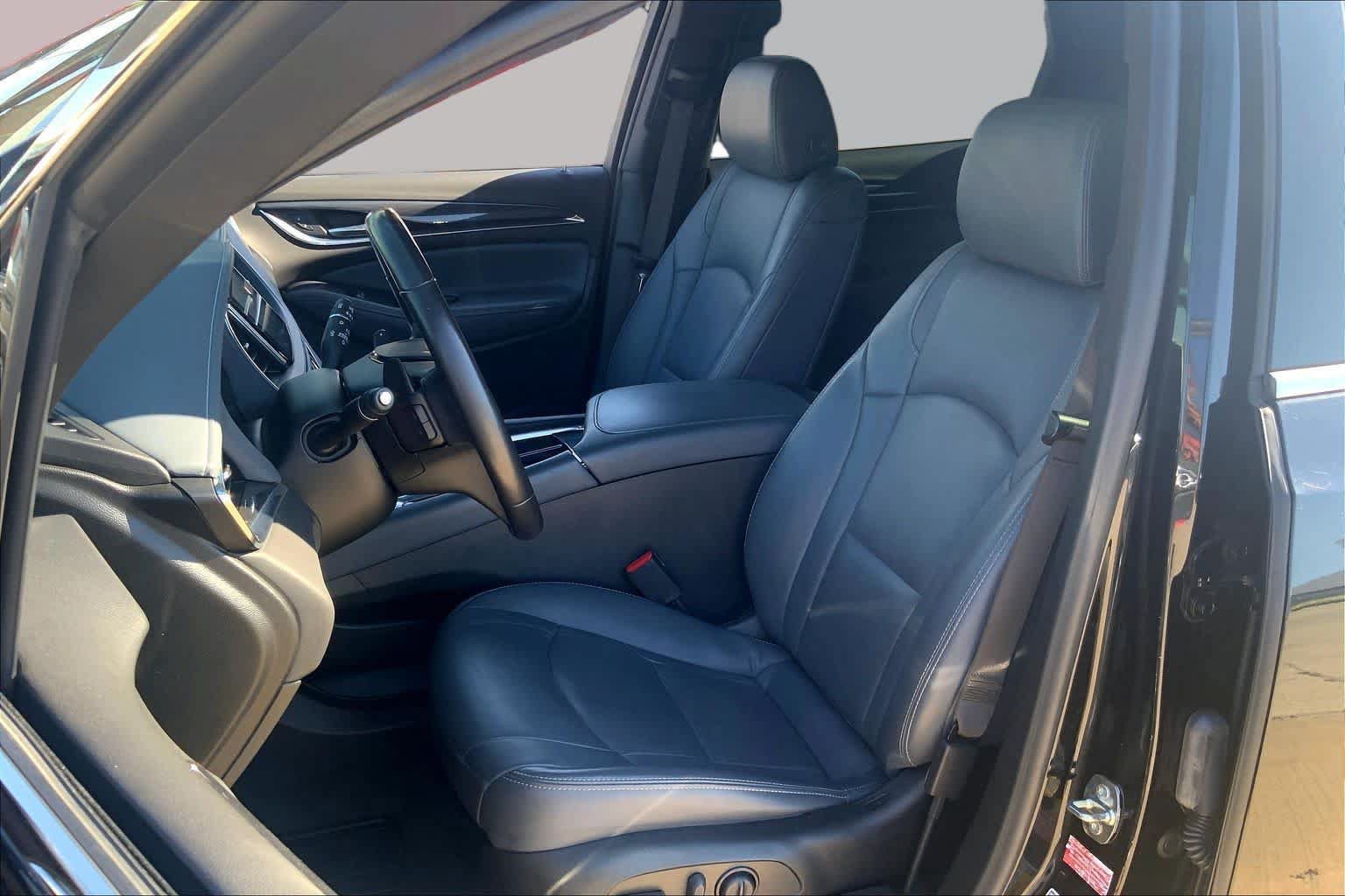 Certified 2023 Buick Enclave Essence AWD/4WD image 8