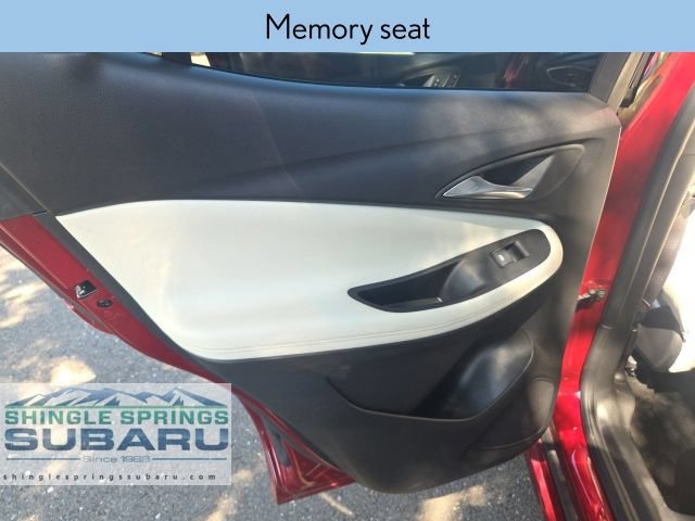 Used 2022 Buick Encore GX Essence w/ Experience Buick Package FWD image 13