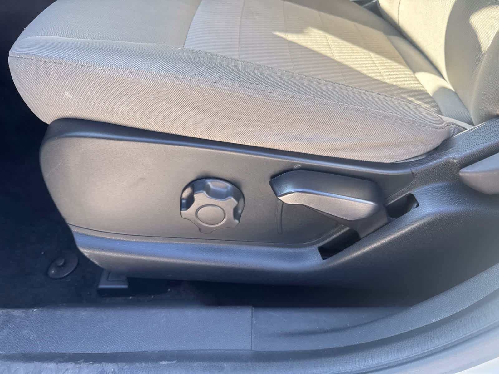 Used 2022 Ford EcoSport S AWD/4WD image 13