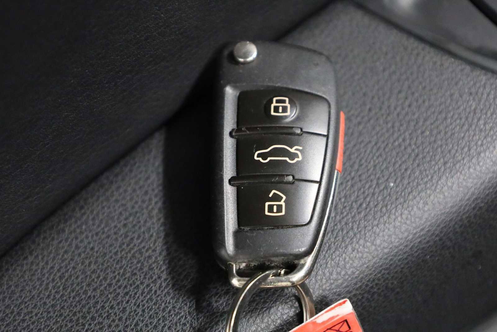 Used 2016 Audi A3 2.0T Premium image 40