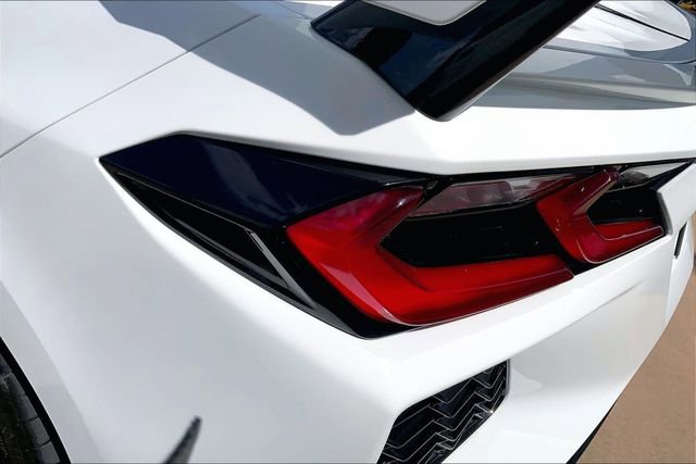 Used 2022 Chevrolet Corvette Stingray Preferred Conv w/ Z51 Performance Package RWD image 23