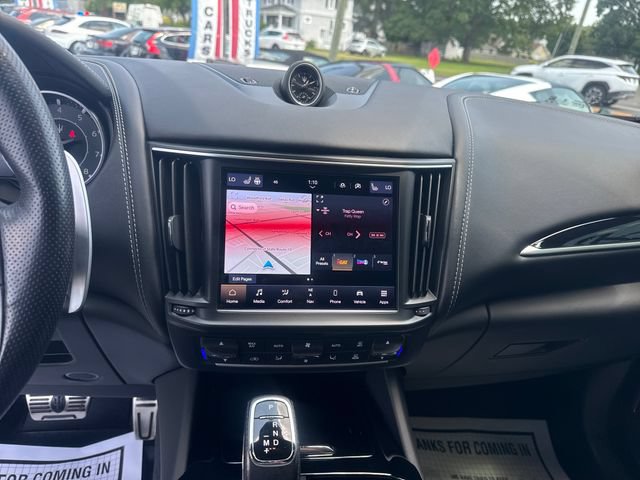 Used 2021 Maserati Levante GranSport AWD/4WD image 18