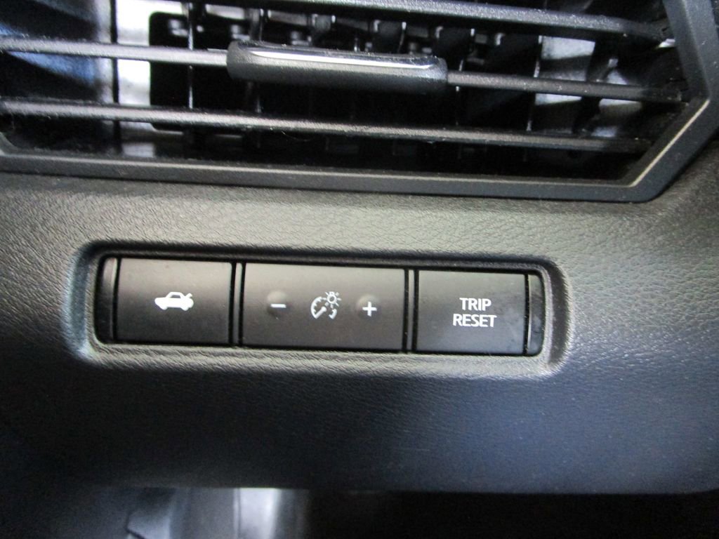 Used 2019 Nissan Altima 2.5 SR image 26