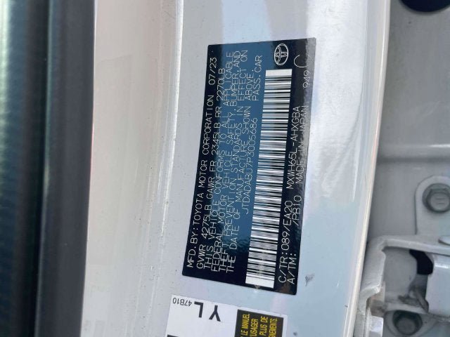 Used 2023 Toyota Prius XLE AWD/4WD image 35