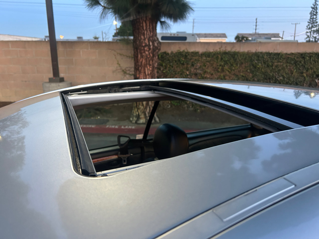 Used 2008 Mercedes-Benz CLK 350 Coupe image 14