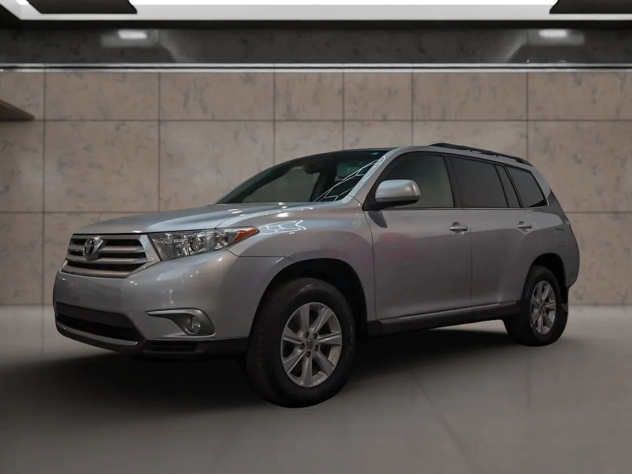 Used 2012 Toyota Highlander SE