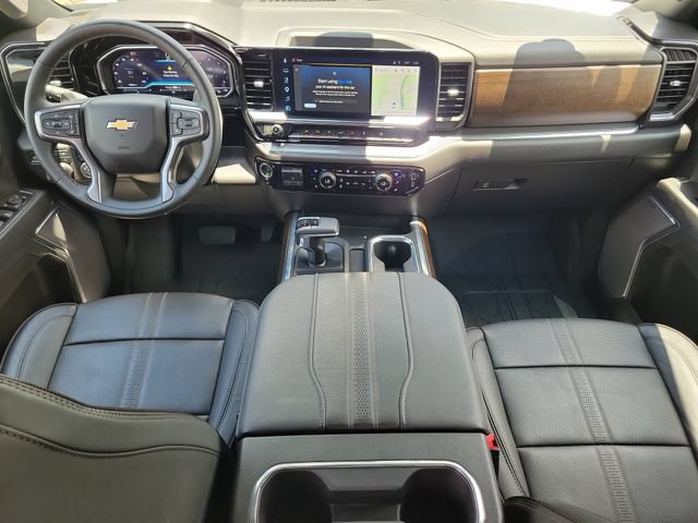 Certified 2025 Chevrolet Silverado 1500 High Country w/ High Country Premium Package AWD/4WD image 19