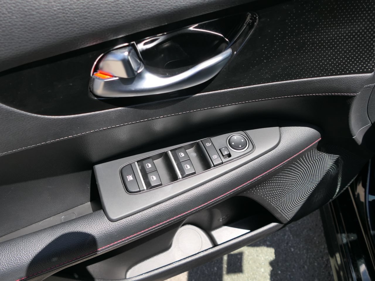 Used 2023 Kia Forte GT FWD image 13