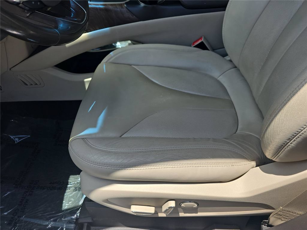 Used 2016 Lincoln MKX Select w/ Select Plus Package FWD image 19