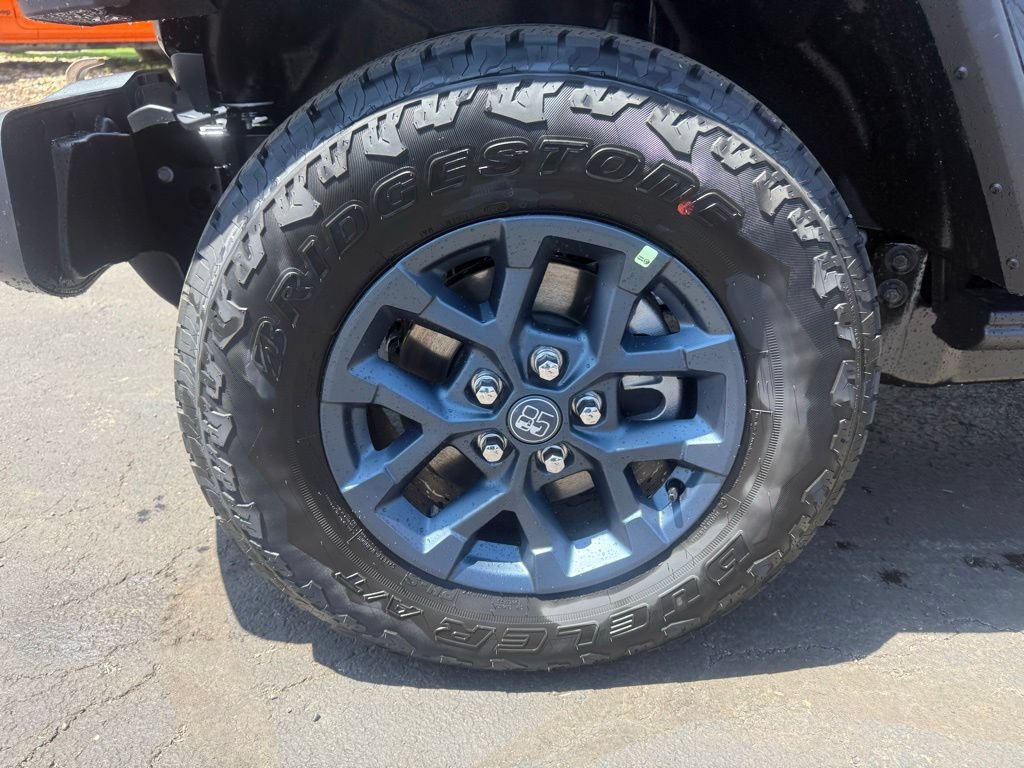 New 2026 Jeep Gladiator Sport AWD/4WD image 10