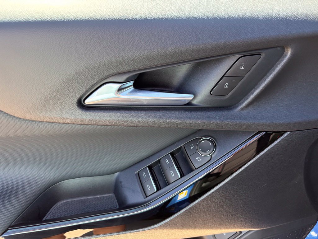 New 2027 Chevrolet Equinox RS FWD image 15