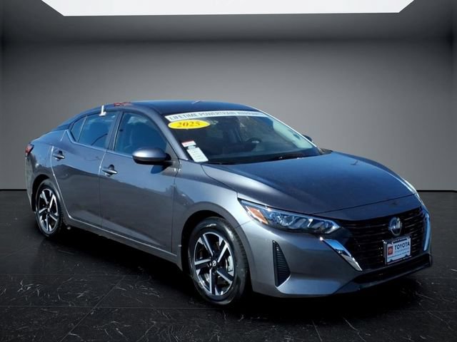 Used 2025 Nissan Sentra SV w/ Trunk Package FWD image 5