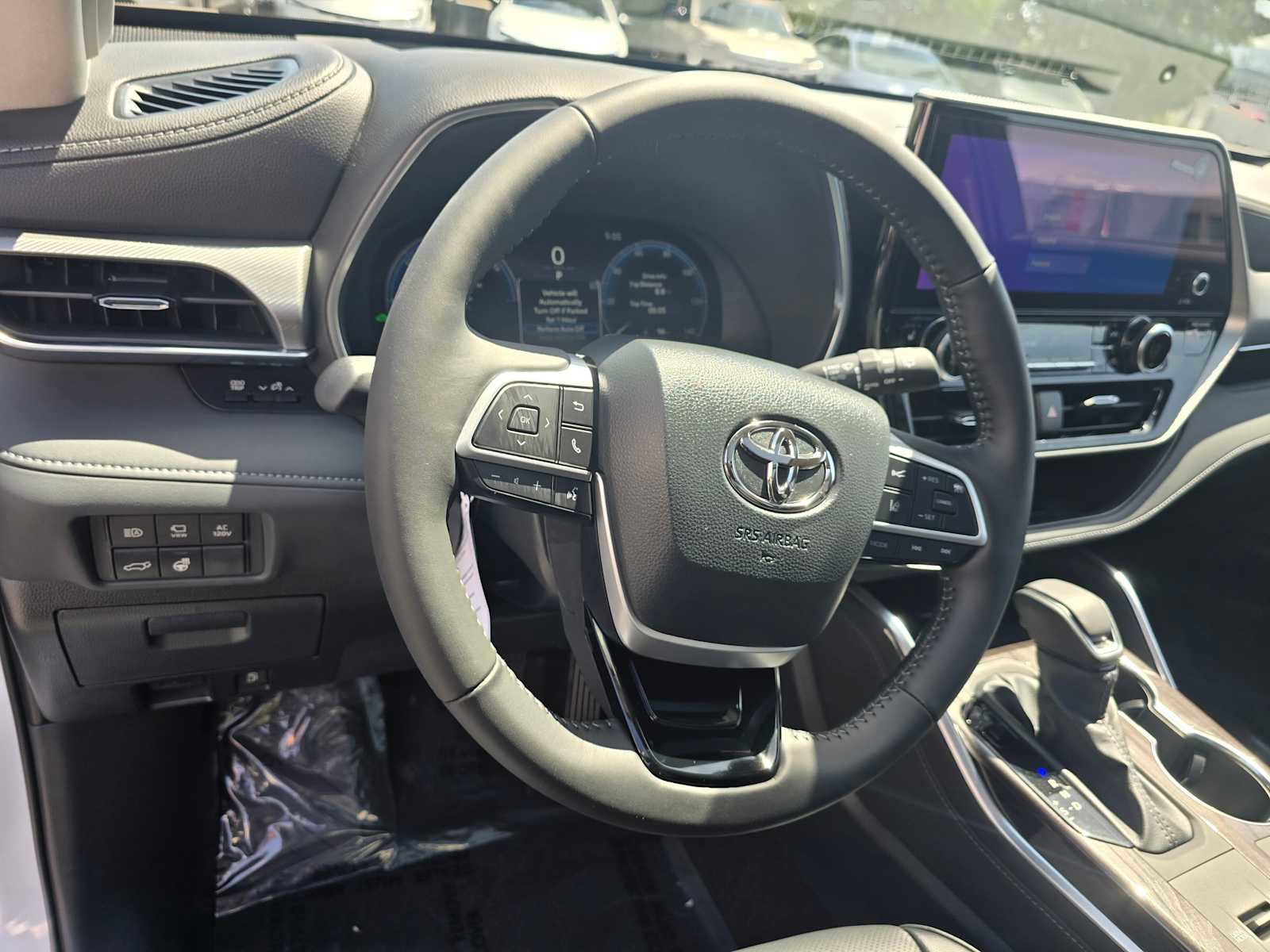 New 2026 Toyota Highlander Platinum AWD/4WD image 27