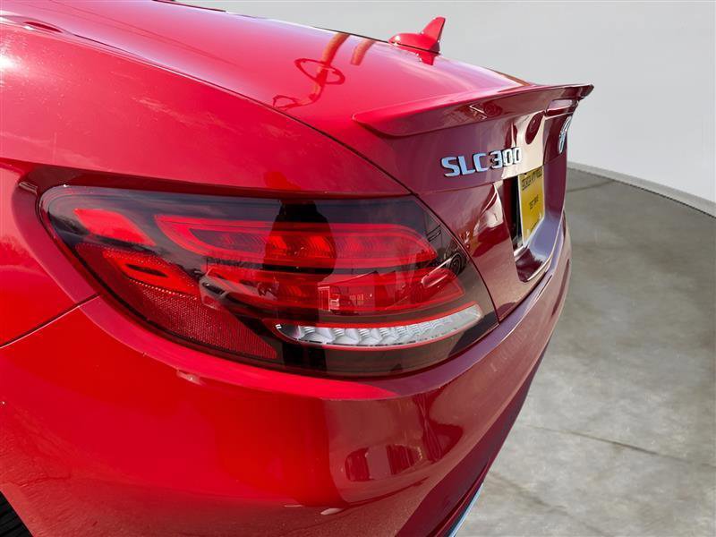 Used 2017 Mercedes-Benz SLC 300 image 18