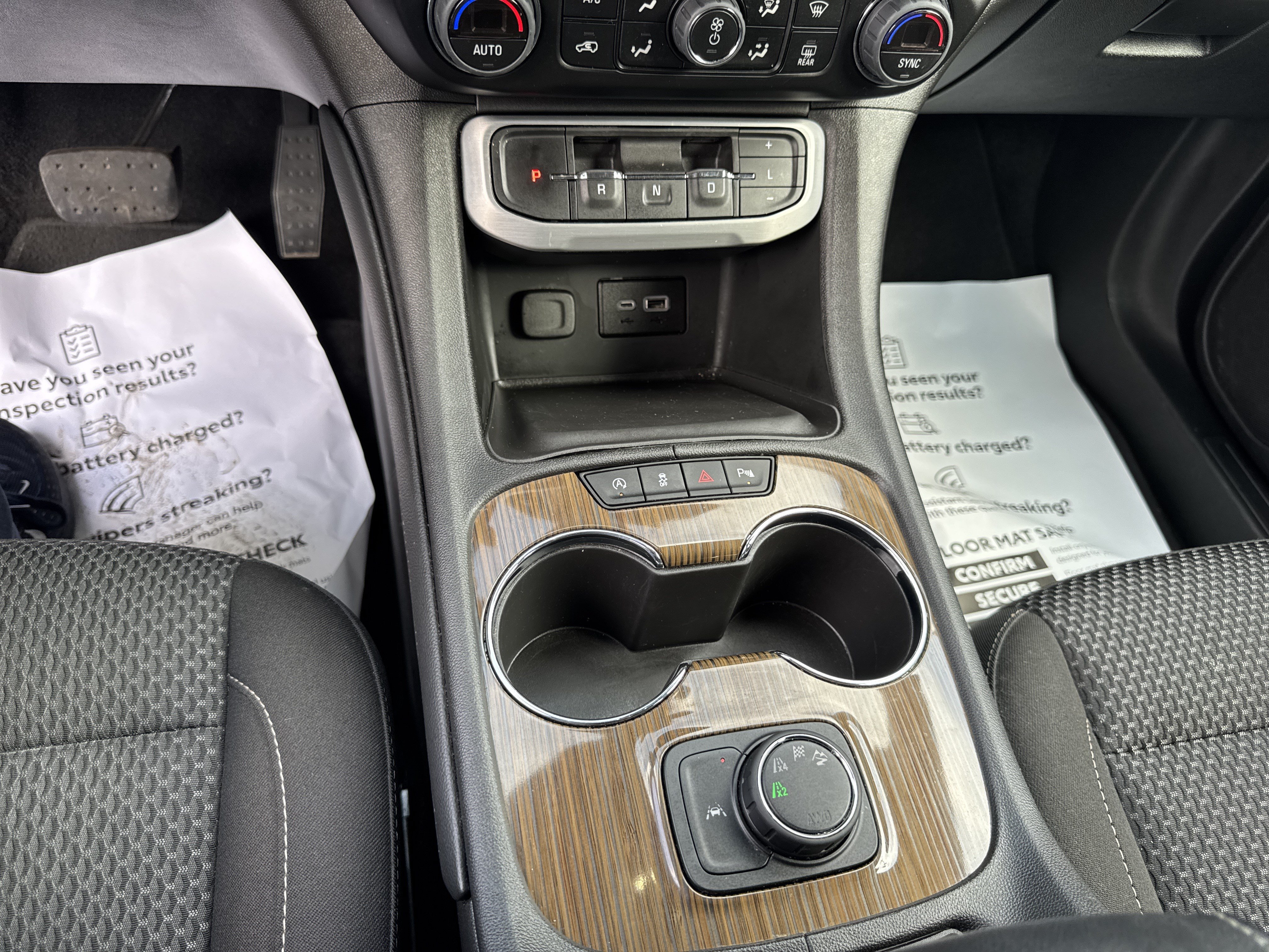 Certified 2023 GMC Acadia SLE AWD/4WD image 14