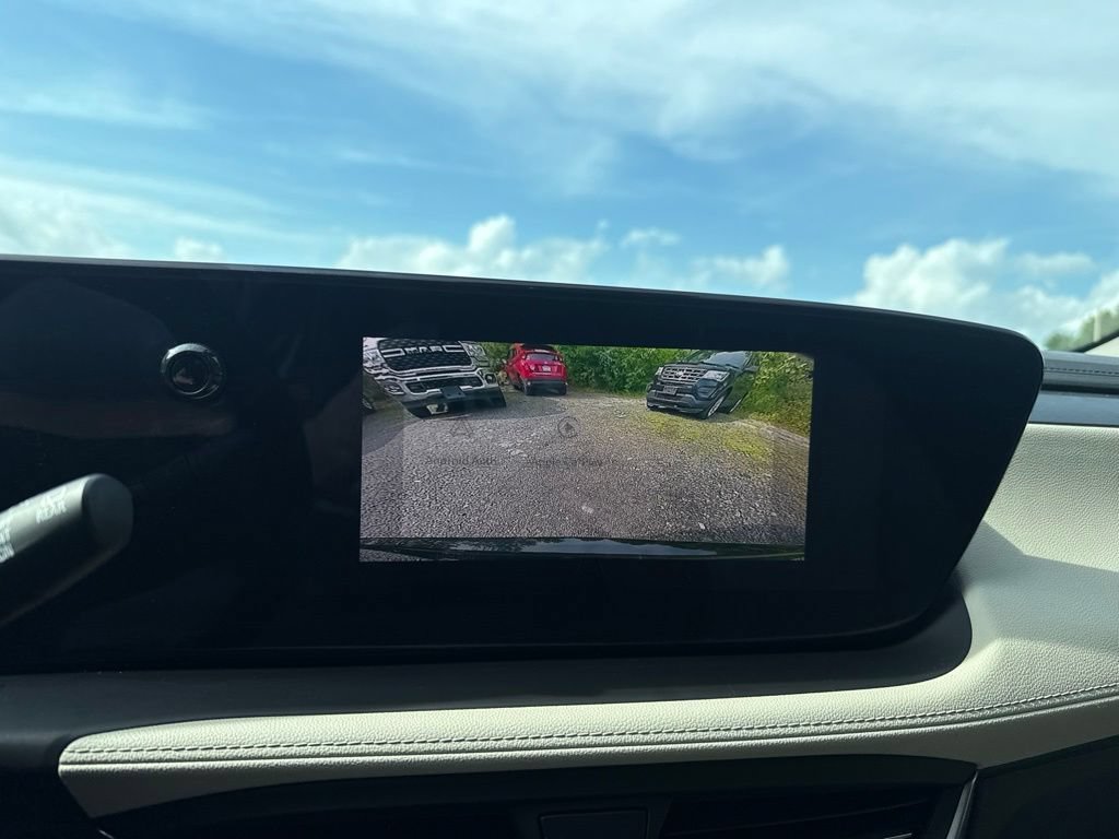 Used 2024 Buick Encore GX Avenir AWD/4WD image 26