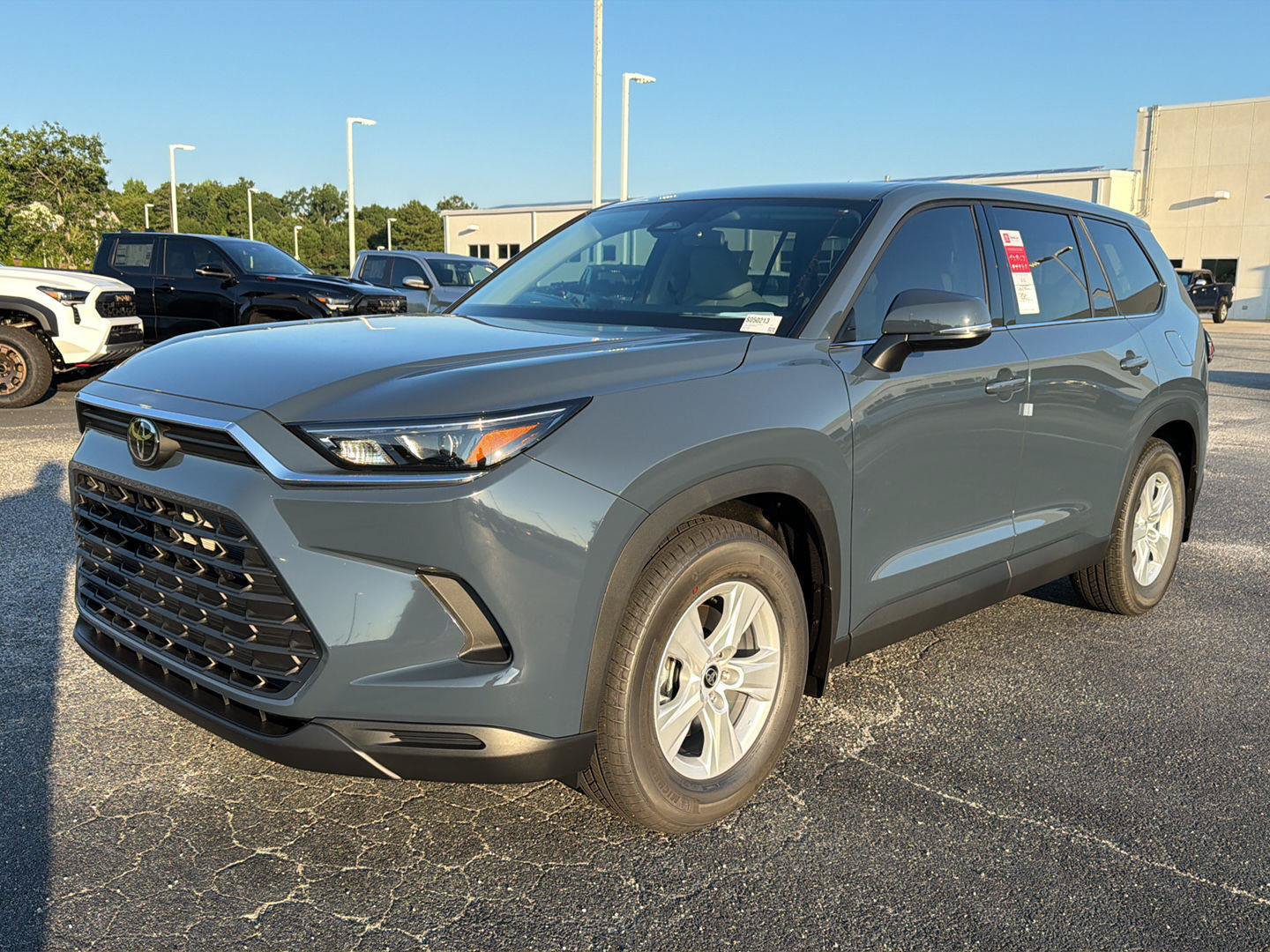 New 2026 Toyota Grand Highlander FWD