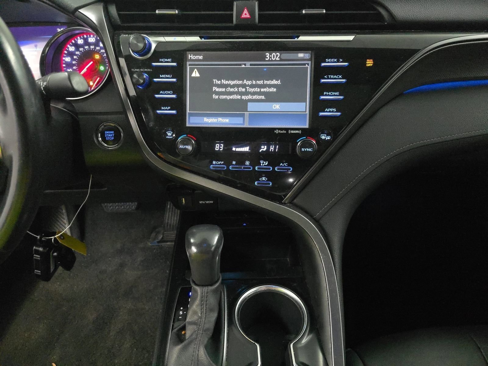 Used 2020 Toyota Camry XSE image 14