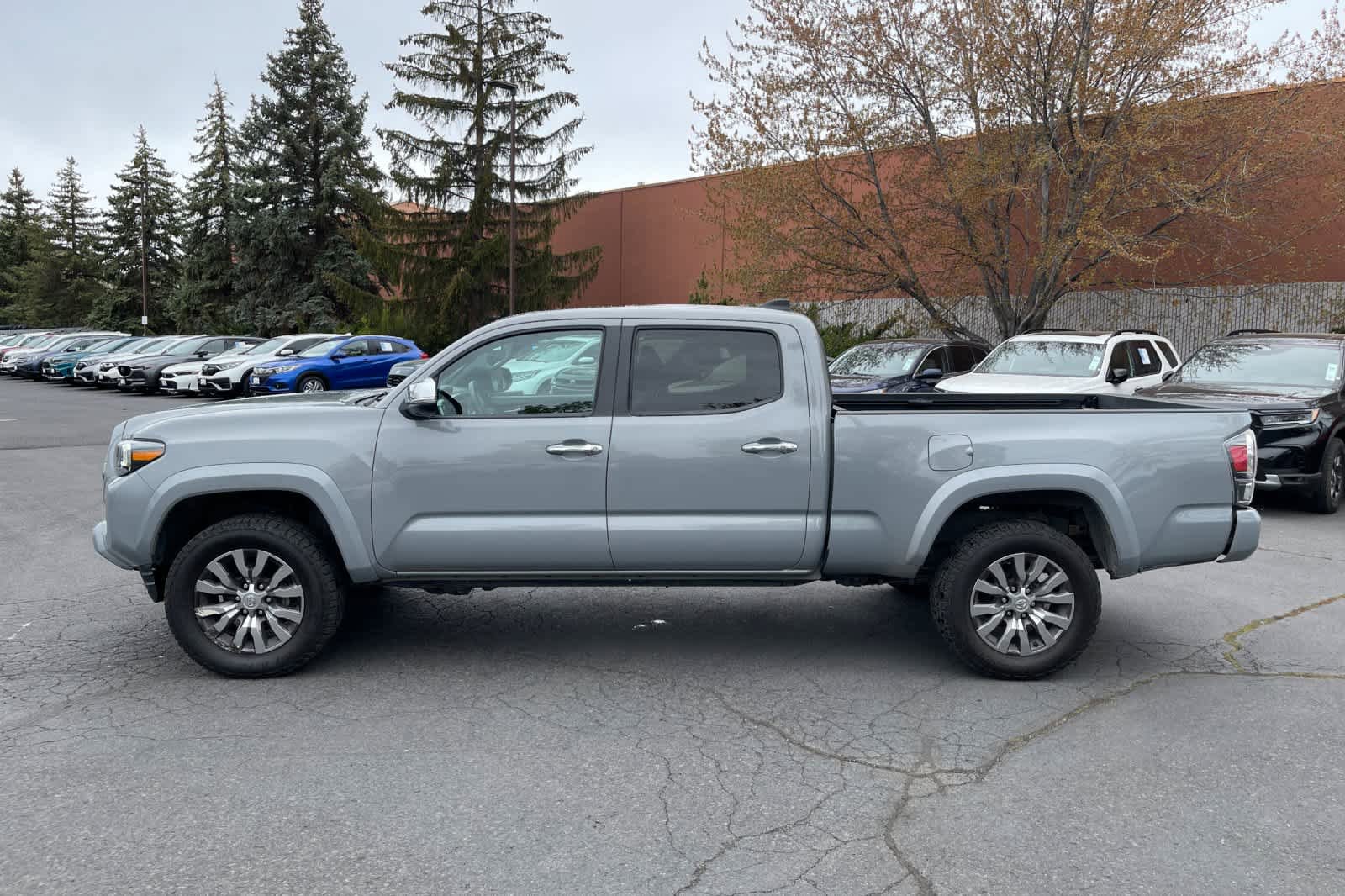 Used 2021 Toyota Tacoma Limited video 2