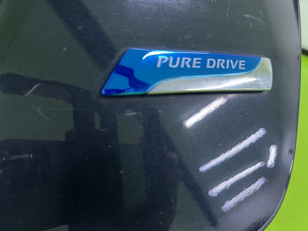 Used 2014 Nissan Altima 2.5 SV w/ Convenience Package FWD image 14