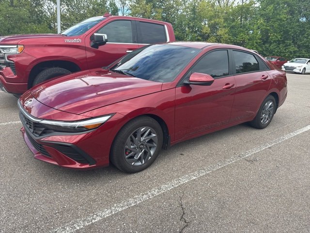 Used 2024 Hyundai Elantra SEL