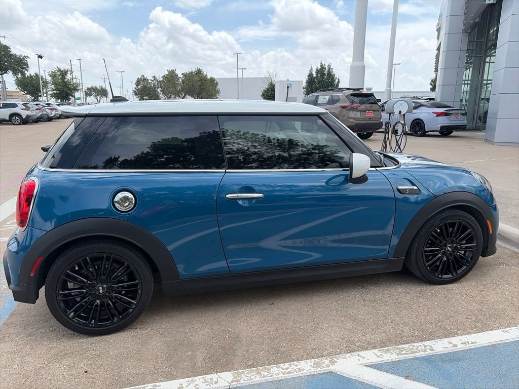 Used 2022 MINI Cooper S w/ Premium Package FWD image 8