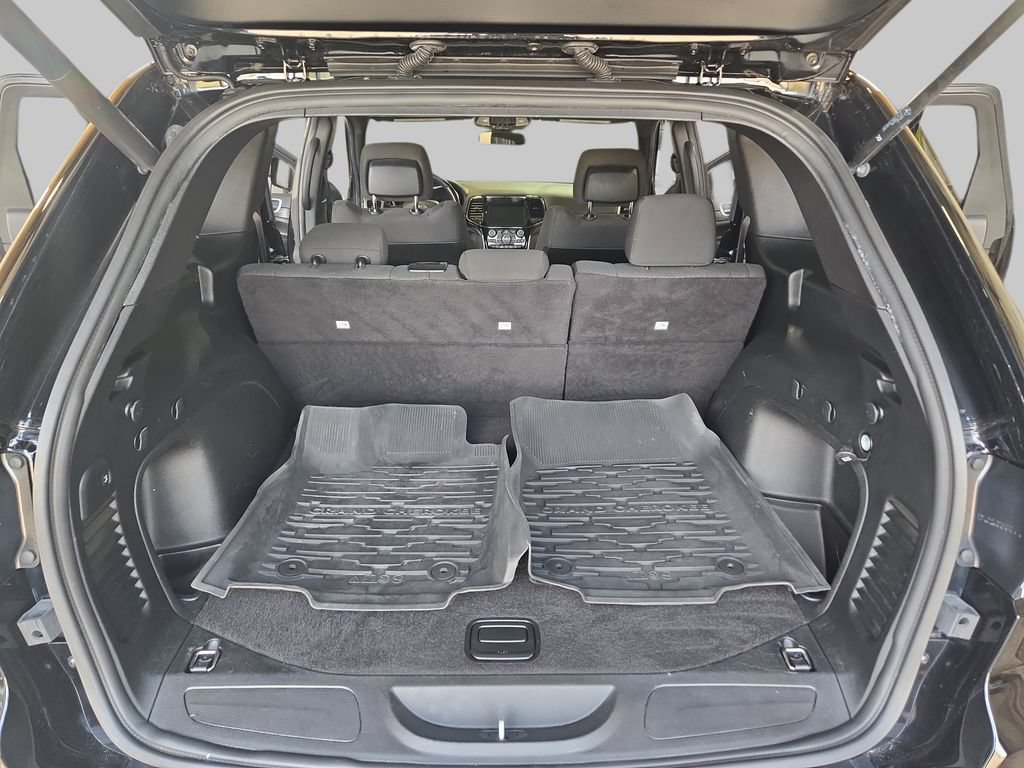 Used 2021 Jeep Grand Cherokee Laredo AWD/4WD image 15