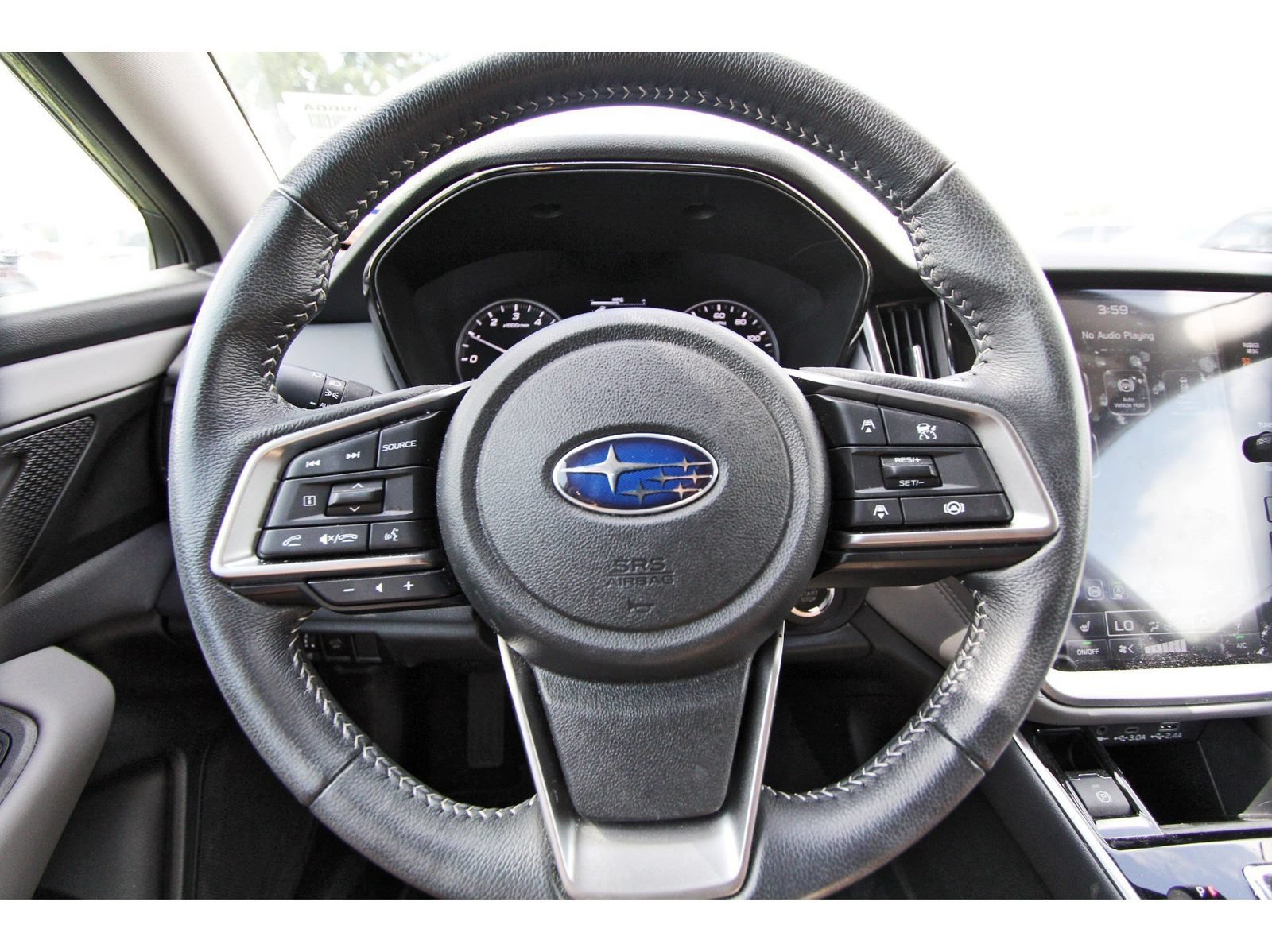Used 2024 Subaru Outback Premium AWD/4WD image 13