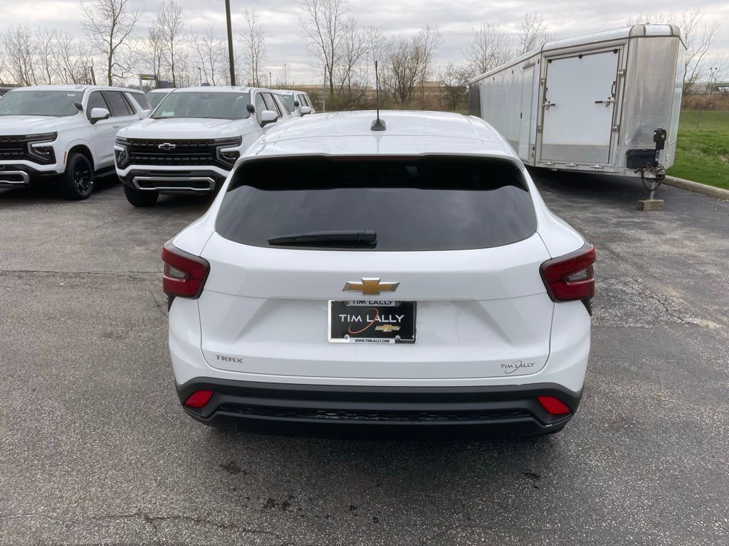 New 2026 Chevrolet Trax LS image 6
