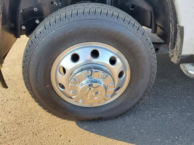 Used 2025 RAM 3500 Big Horn image 5