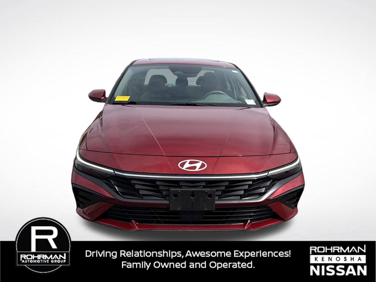 Used 2024 Hyundai Elantra SEL w/ Convenience Package FWD image 2