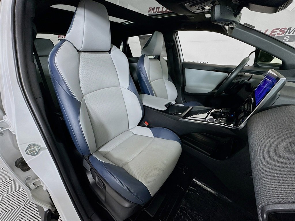 Used 2023 Subaru Solterra AWD image 29