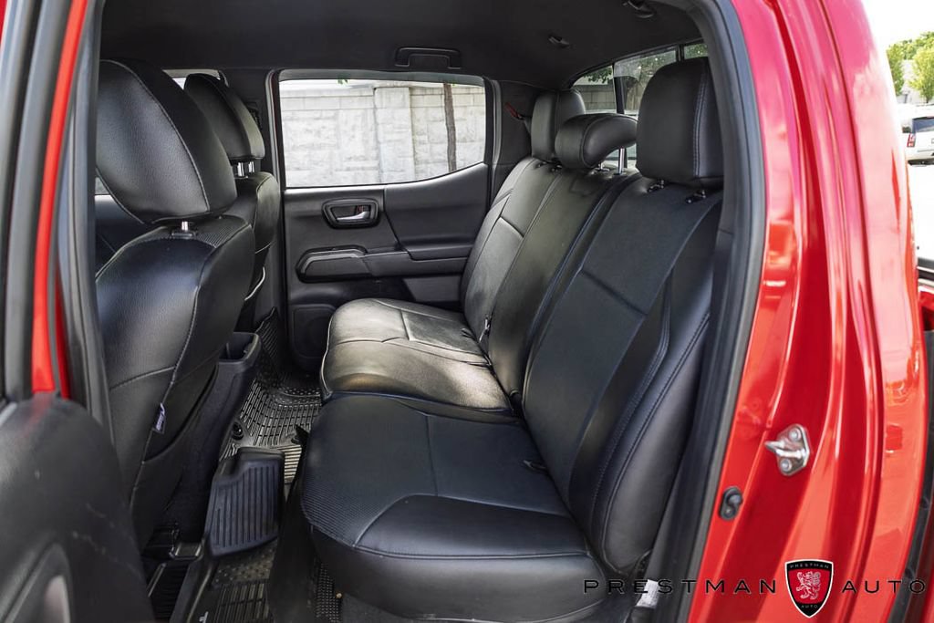 Used 2019 Toyota Tacoma TRD Off-Road AWD/4WD image 40