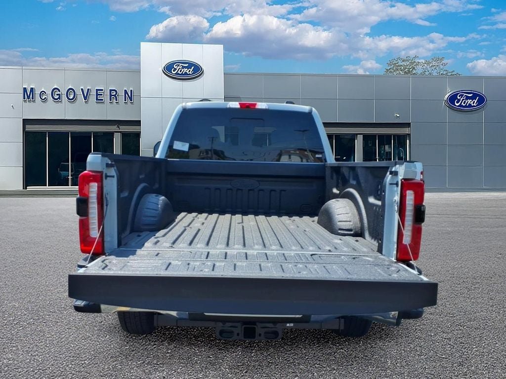New 2026 Ford F250 XLT w/ XLT Premium Package AWD/4WD image 8