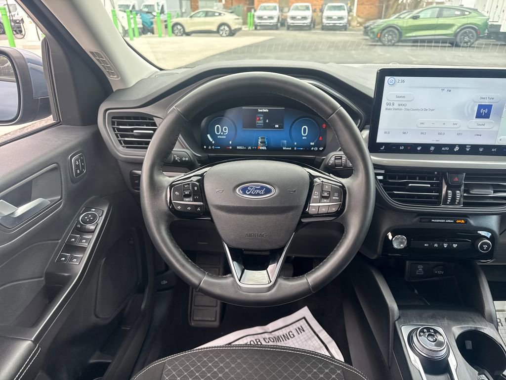 Used 2023 Ford Escape Active w/ Tech Pack #2 image 19