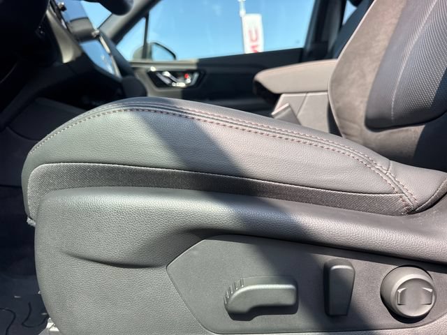 Used 2026 Subaru Forester Touring AWD/4WD image 14