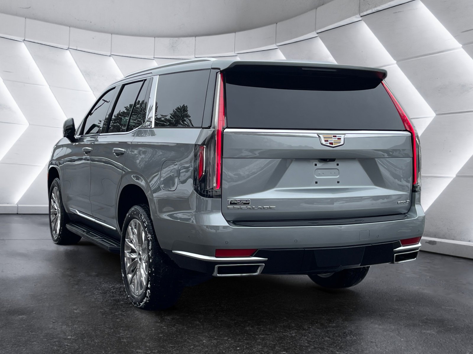 Used 2024 Cadillac Escalade Premium Luxury image 4