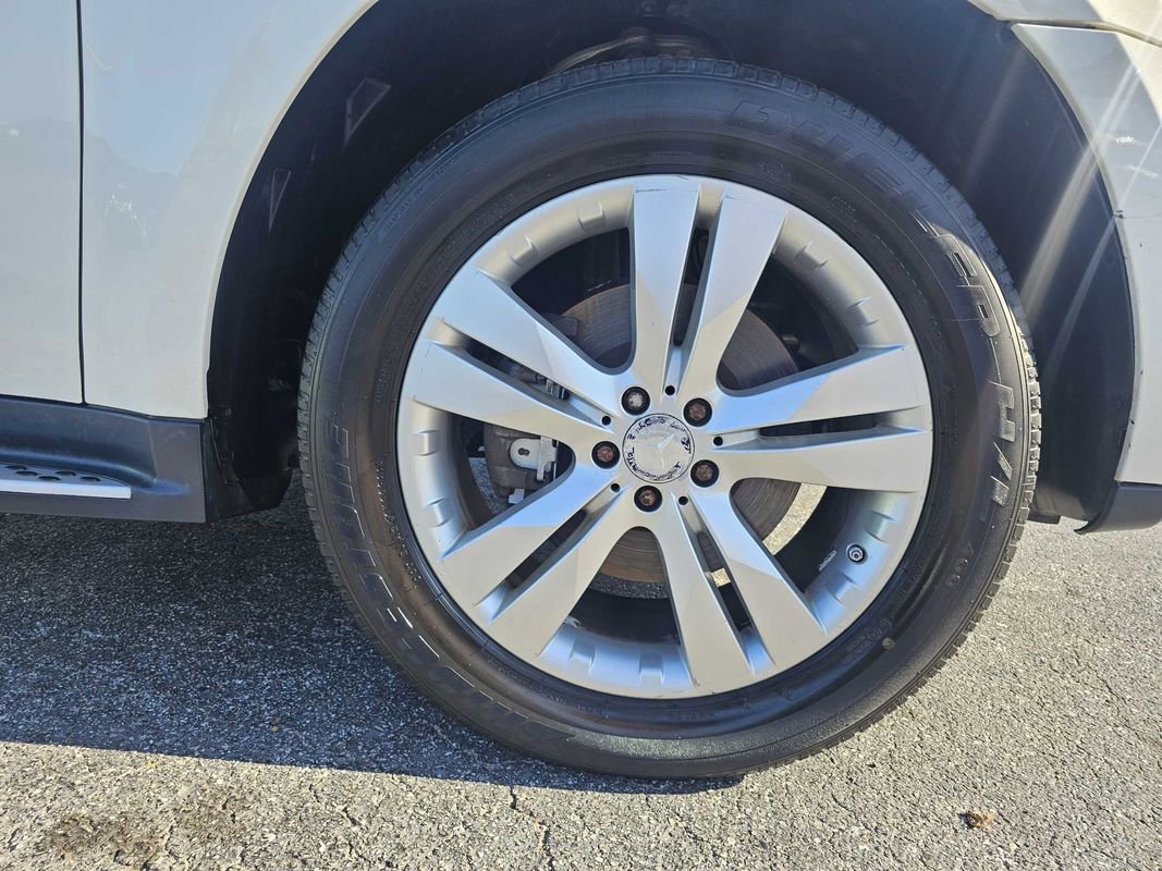 Used 2012 Mercedes-Benz GL 320 BlueTEC 4MATIC image 6