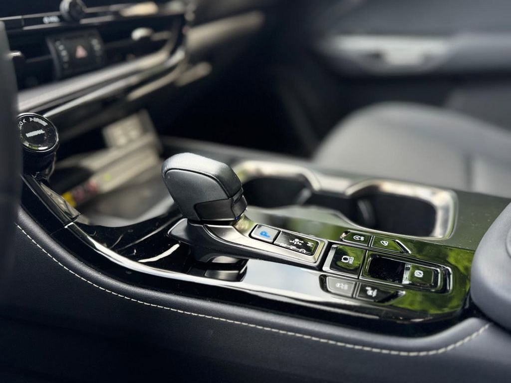 Used 2022 Lexus NX 350 AWD image 17
