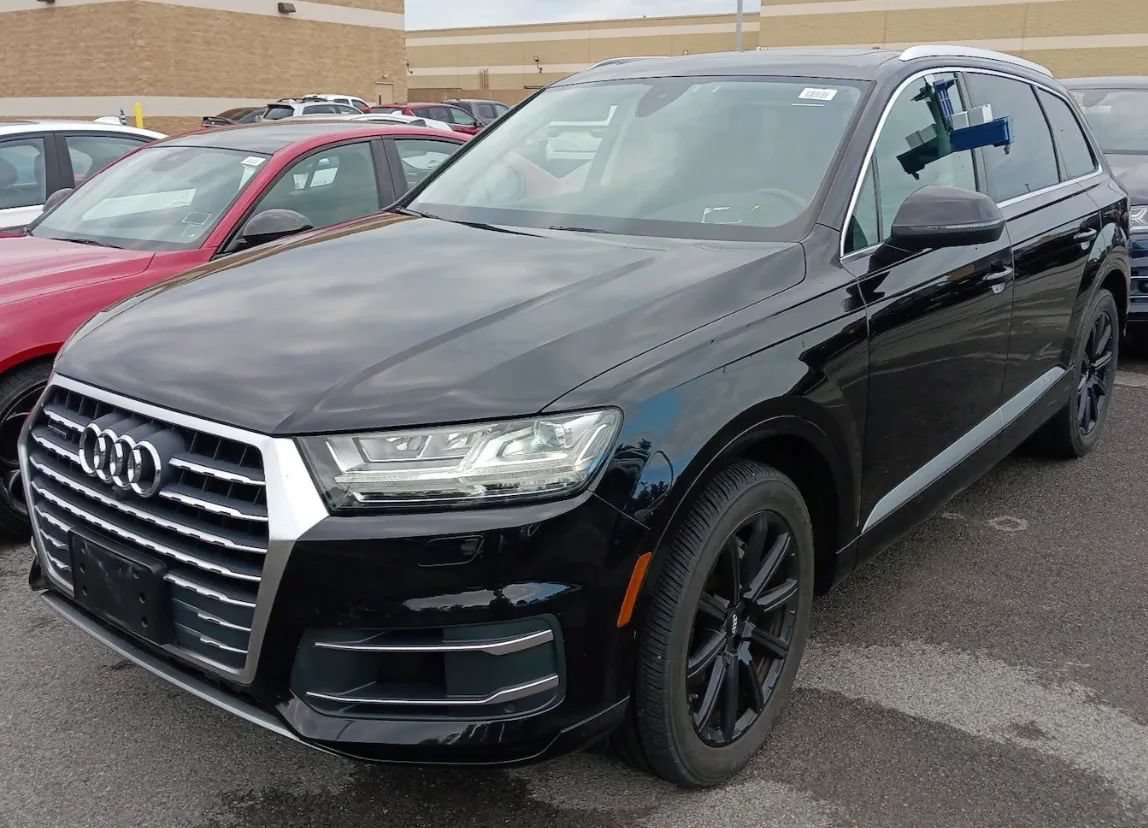 Used 2018 Audi Q7 3.0T Premium Plus w/ Premium Plus Package AWD/4WD image 2