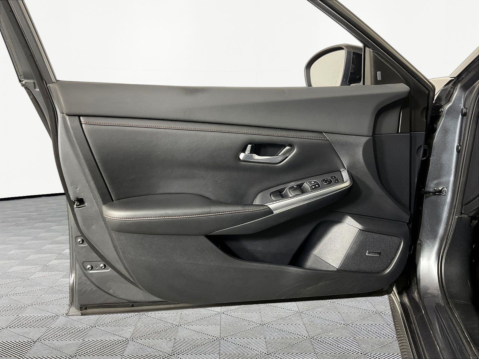 Used 2021 Nissan Sentra SR w/ SR Premium Package FWD image 20